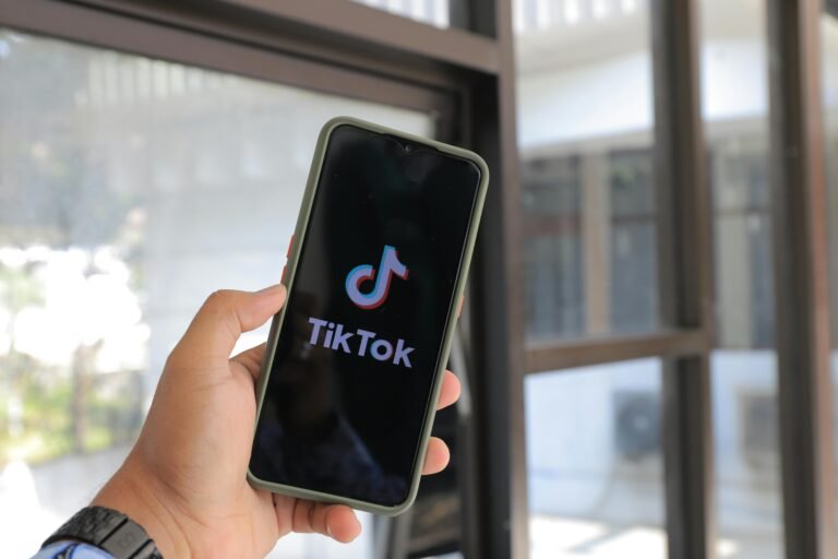 Download TikTok Videos Without Watermark (Fast & Easy Methods That Work in 2026)