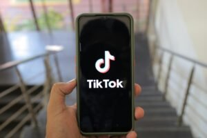 Read more about the article How to Make Money on TikTok (Proven Ways to Earn Fast in 2026)